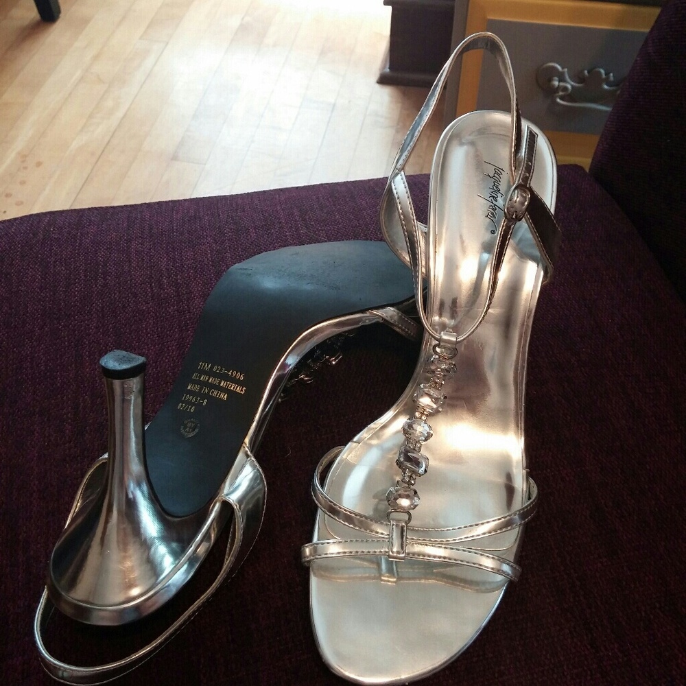 Jacqueline Farrar silver heels